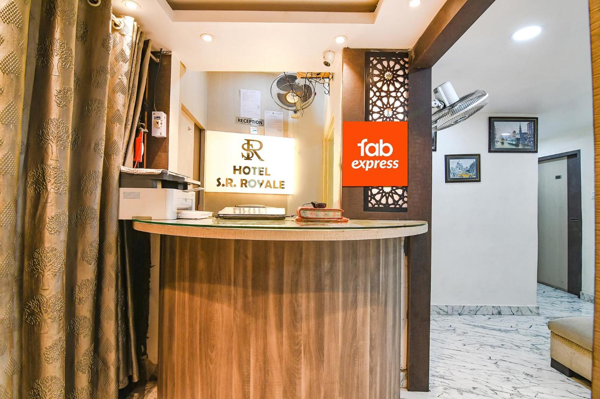 Готель Fabexpress Sr Royale - Nr Sealdah Station Колката Екстер'єр фото